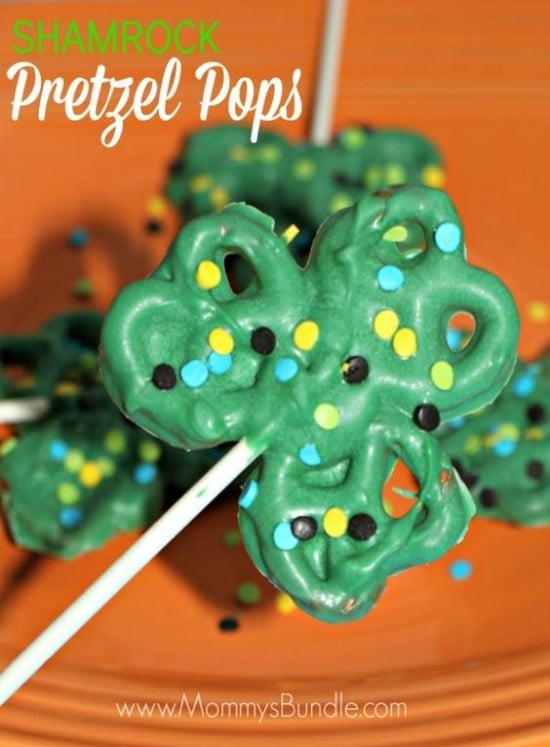 Shamrock Pretzel Pops