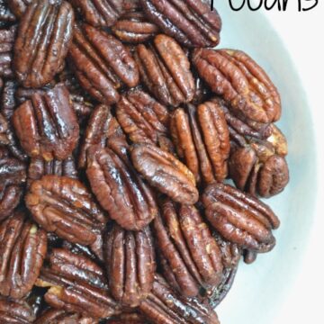 A pile of roasted pecans