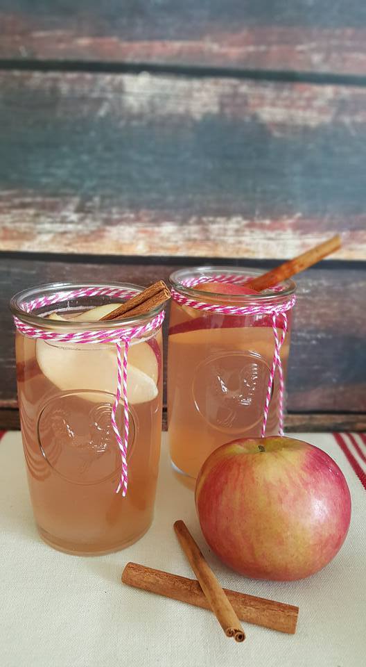 glass with apple cinnamon water