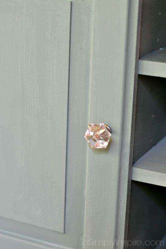 closeup of crystal cabinet knob
