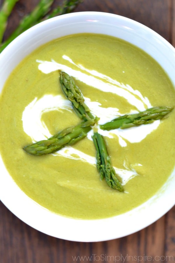 A bowl of creamy asparagus soup 