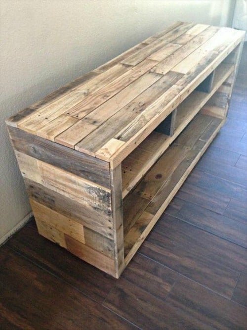 DIY Pallet Media Console Table