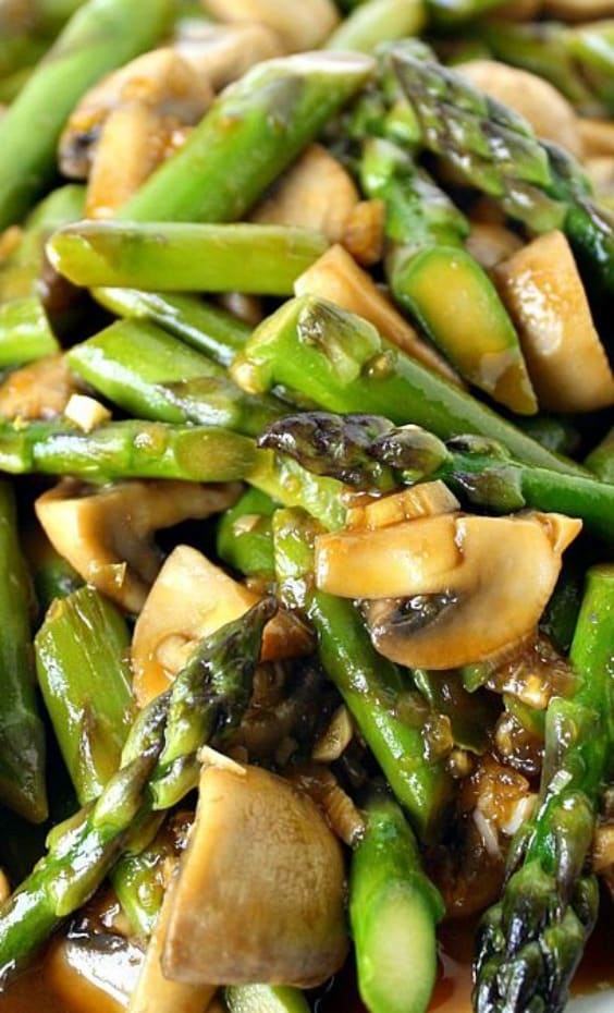 Asparagus and Mushroom Stir-Fry