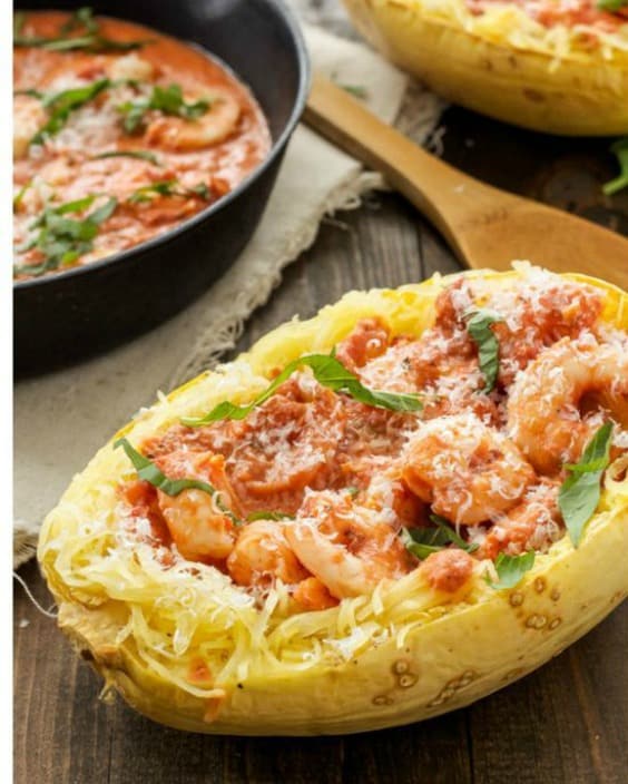 spaghetti squash with tomato garlic and shrimp