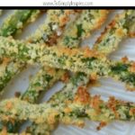 Baked Asparagus spears with a crunchy topping