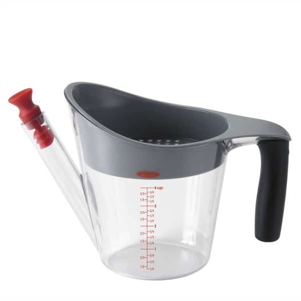 a plastic fat separator cup with stainer