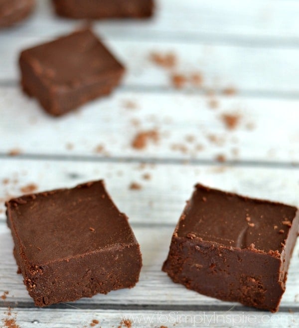 5 pieces of healthy chocolate fudge