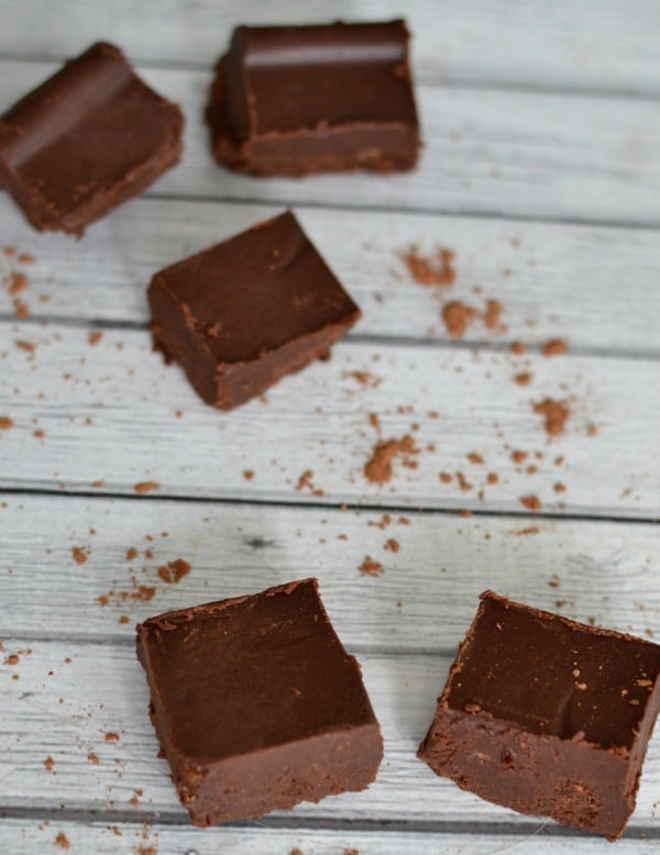 5 pieces of healthy chocolate fudge