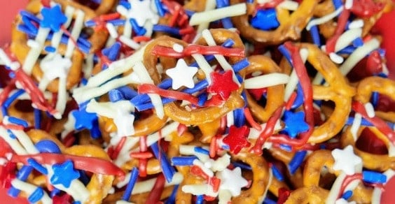 Easy Patriotic Pretzels