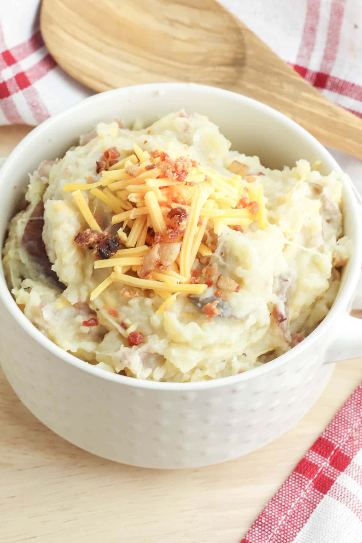 Loaded Smashed Potatoes - Everyday Delicious
