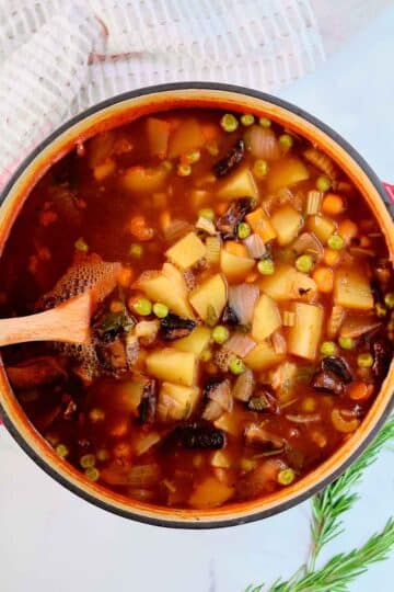 Easy Vegetable Soup - To Simply Inspire