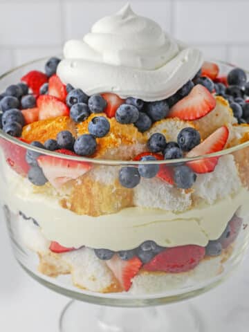strawberry and blueberry trifle dessert topped with