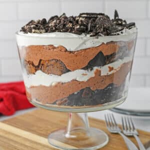 Brownie trifle in a large glass trifle dish.