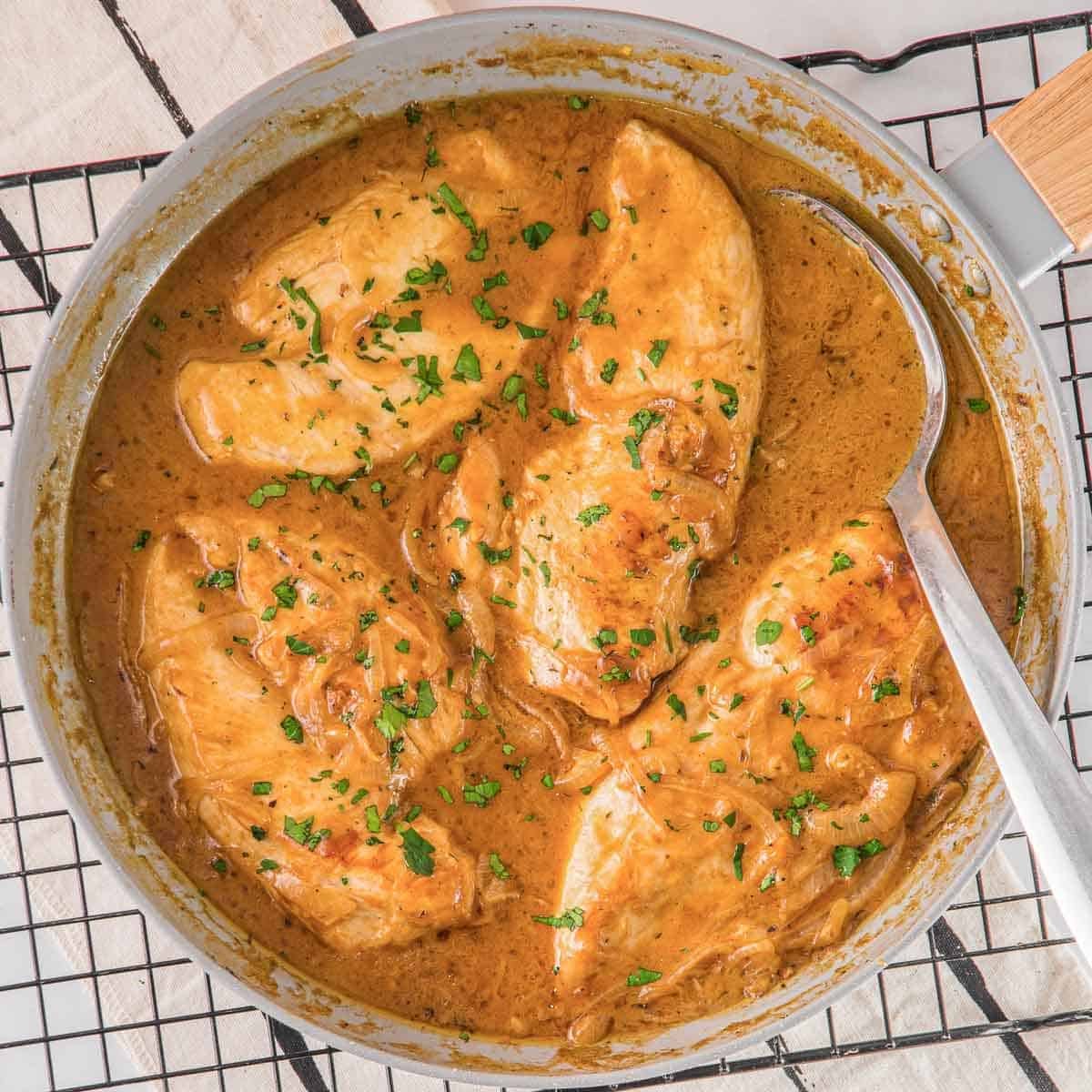 Easy Smothered Chicken