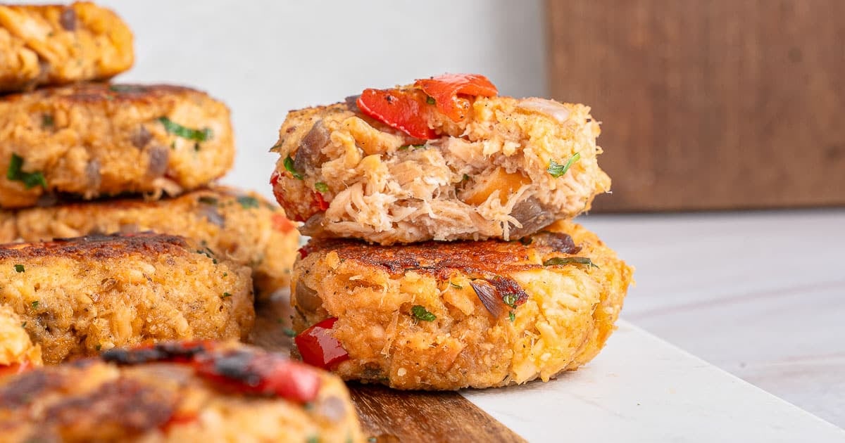 Salmon Croquettes [www.tosimplyinspire.com]